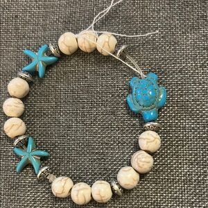 Turquoise and Cream Beaded Bracelet with Turtle Charm